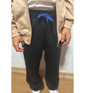 Breeze Erkek Çocuk Eşofman Altı Bağcık Aksesuarlı Arma Detaylı 4-8 Yaş, Siyah