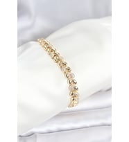 Pirinç Gold Renk VIP Seri Sarmal Damla Model Zirkon Taşlı Kadın Bileklik TJ-BB8268