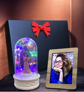Kişiye Özel Fotoğraflı ve Renkli Led Işıklı Fanus, Siyah Hediye Kutusunda (Model 2)