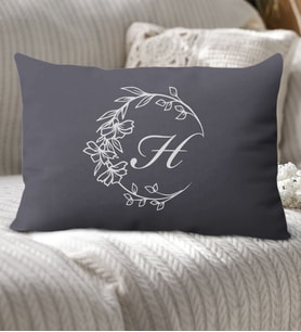 BK Gift Kişiye Özel Harfli Premium Kumaş Dikdörtgen Kırlent Yastık-4 (5 Farklı Renk Seçeneği), Arkadaşa Hediye, Ev Hediyesi, Doğum Günü Hediyesi (Antrasit)
