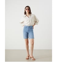 LCW Jeans İndigo Bermuda Fit Kadın Jean Şort