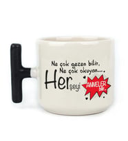 Ne Çok Gezen Bilir Ne Çok Okuyan Baskılı Siyah Kulplu T Kupa