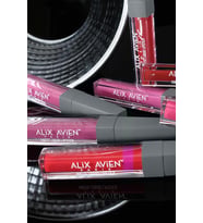 Uzun Süre Kalıcı Kadifemsi Kuruma Yapmayan Mat Likit Ruj - Matte Liquid Lipstick 522 Wine Red