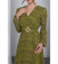 Neşeli butik kadın kemerli puantiye desenli şifon elbise NBMY3286 (Yağ Yeşili)
