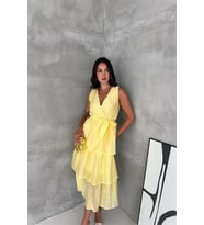 Neşeli butik kadın sarı kruvaze yaka kat kat kuşaklı midi boy elbise NBK4674