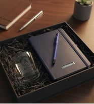 Kişiye Özel Cam Bardak & Kişiye Özel Defter & Kişiye Özel Kalem Hediye Seti (Mavi)