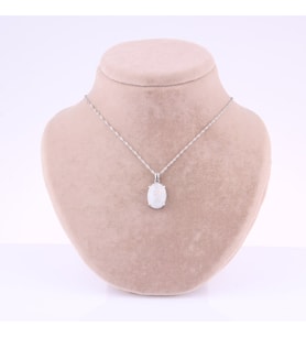 Ay Taş Doğal Taş Gümüş Çerçeveli ve Zincirli Kolye Ucu - 2 x 1,5 cm M347
