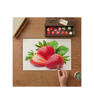 Çilekler- Kırmızı Meyveler Tasarımı 240 parça Ahşap Puzzle Ahşap Kutuda MP00370