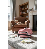LuxeKids Renkli ABS Seyahat Valizi – Dayanıklı ve Sürdürülebilir Tasarım