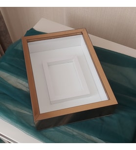 25x35 Cm Pleksi Kaplı Fotoğraf Alanlı Model Tasarım Gül Kutusu Anı Çerçevesi! Yeni Model Çerçeve!(Fotoğraf Hediye)