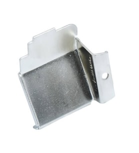 Juki Overlok 3-4 İplik Ön Sürgü Kapak Sacı / 121-47807