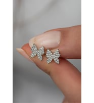 925 Ayar Gümüş Minik Rodyum Kaplama Kelebek Küpe