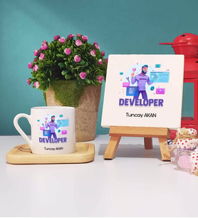 Developer Tasarımlı Kişiye Özel Hediye Developer Ahşap Altlıklı Türk Kahvesi Fincanı ve Dekoratif Taş Baskı
