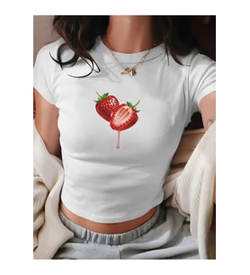 Kadın Crop Baby Tee Çilek Baskılı Dar Kesim %100 Pamuk Y2K Estetik Tişört