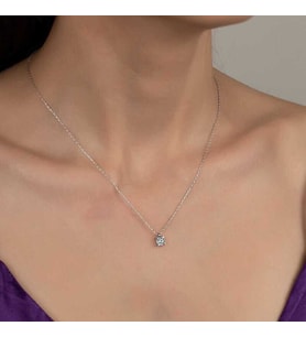 Ucarticaret S-warovski Taşlı Gümüş Tektaş Bayan Kolye