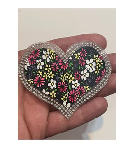 6X8 CM CM ÜTÜ İLE YAPIŞAN ZİRKON TAŞLI ÇİÇEKLİ KALP APLİKE YAMA ARMA