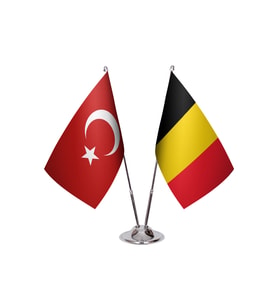 Belçika İkili Masa Bayrağı