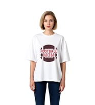 Kadın Oversize Tişört Futbol Annesi Kask Top Baskılı Rahat Kesim Günlük Giyim Modern Şık Konforlu
