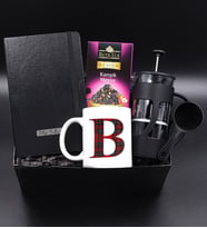 Kişiye Özel Siyah Defter & Siyah French Press & Beta Karışık Meyve Bitki Çayı & Ekose Desenli Harf Kupa Hediye Seti