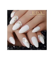 EDA LUXURY BEAUTY Beyaz Mat Takma Tırnak Lüks Parlak 3d Kristal Taşlı Desenli Uzun Oval Stiletto Nail Art Set E010