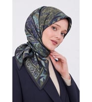 Lesscarves Desenli Pamuk İpek Eşarp 90x90 LS2212