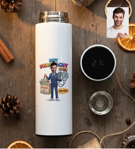 Kişiye Özel Karikatürlü Erkek Eczacı Filtreli Dijital Göstergeli Termos Tıp Bayramı Hediyesi