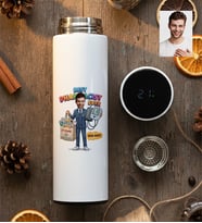 Kişiye Özel Karikatürlü Erkek Eczacı Filtreli Dijital Göstergeli Termos Tıp Bayramı Hediyesi