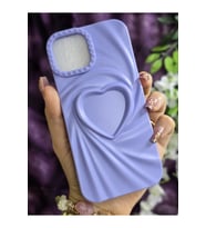 Iphone 15 Uyumlu 3D Kalpli Lila Silikon Kılıf