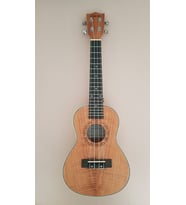 Cremonia AU77LAB-23 Konser Ukulele  23 İnç Sapelli Kasa - Concert