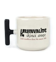 Kayınvalide İkinci Anne Baskılı Siyah Kulplu T Kupa