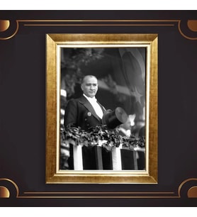 Özel Seri Paspartulu Çerçeveli Atatürk Tablo l793 (Gold)