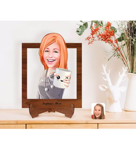 BK Gift Kişiye Özel Kadın Karikatürlü Ahşap Standlı 3D Biblo-104 (Beyaz)
