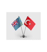 Tuvalu ve Türkiye Bayrağı İkili Saten Masa Bayrağı Takımı