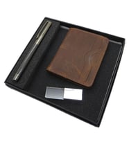 Signator D310 İsme Özel Set - Deri Kartlık + 32Gb Kristal Usb Bellek  + Kalem Seti  İsme Özel Hediyelik Set (Karışık)