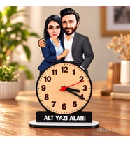 2 Kişilik Çift Temalı Kişiye Özel Karikatürlü 18 cm MDF Dikey Masa Saati - Takım Elbiseli Erkek Hediyesi Yeni İş ve Meslek Hediyesi