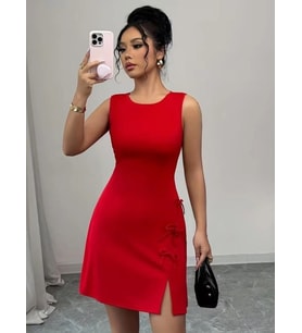Kadın Askılı Yuvarlak Yaka Yırtmaçlı Fiyonk Detaylı Kısa Atlas Elbise