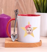 Kişiye Özel Pembe Yıldız Kafa Fotoğraflı Ahşap Altlıklı Kırmızı Kupa Bardak