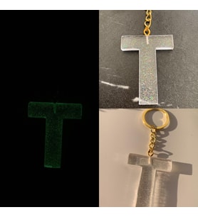 T Harfi Fosforlu Neon Yeşil Renk Parlak Simli Gold Aksesuarlı Anahtarlık El Yapımı Epoksi Hediyelik