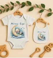 Pia Baby Premium %100 Pamuk İsme Özel Organik Baskılı Çıtçıtlı Bebek Body Ve Önlük 5089-20 (Ekru)