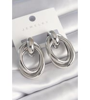 Pirinç Gümüş Renk Oval Sarmal Model Kadın Küpe (Karışık)