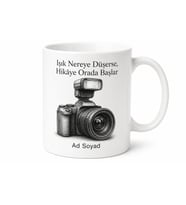 Kamera Lensi ve Flaş Çizimli Fotoğrafçı Kupası Hediye Bardak