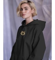 Siyam Kedili Hoodie Unisex %100 Pamuk  Siyah Kapüşonlu Sweatshirt Göğüs Ortası Minimal Logo