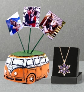 Kişiye Özel Hediye Seti Gerçek Ametist Taşlı Lotus Kolye ve 3 Fotoğraflı Vosvos Saksı Hediye Seti (Model 3)