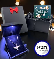 Gerçek Zirkon Taşlı Zümrüdü Anka Kuşu Kolyesi - Işıklı Kutusunda 925 Ayar Gümüş