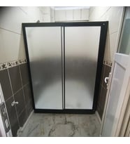 Teknesiz Duşakabin Siyah Profil Plastik Camlı ND421