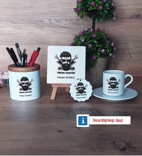 Erkek Kuaförü Hediye Seti Dekoratif Taş, Kalemlik, Ahşap Altlıklı Türk Kahvesi Fincanı, Ahşap Anahtarlık Hediye (Model 2)