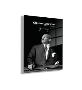 Temperli Gerçek Cam Tablo Makam Panosu Atatürk Sözleri Öğretmen, yıllar sonra ödülünü alır.