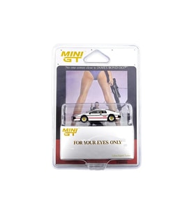 1/64 Lotus Esprit Turbo White "For Your Eyes Only" - Blister Paket MGT00907-007E
