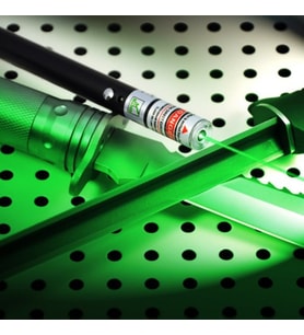 VIP 100 MW GREEN LASER POINTER 100 MW YEŞİL LAZER 4 BAŞLIKLI KUTULU YEŞİL LAZER KAMP DAĞCI IŞIKLARI