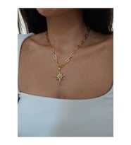 Gold Zirkon Taşlı Kutup Yıldızı Kolye